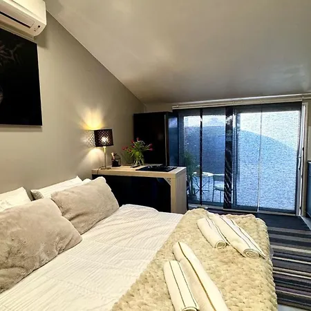 Le Nid De Avignon Air-conditioned With Private Courtyard *
